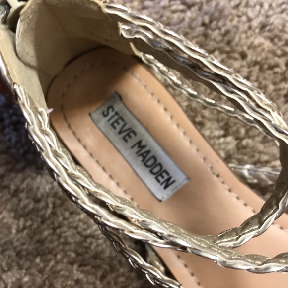 steve madden sandals - Picture 2 of 2